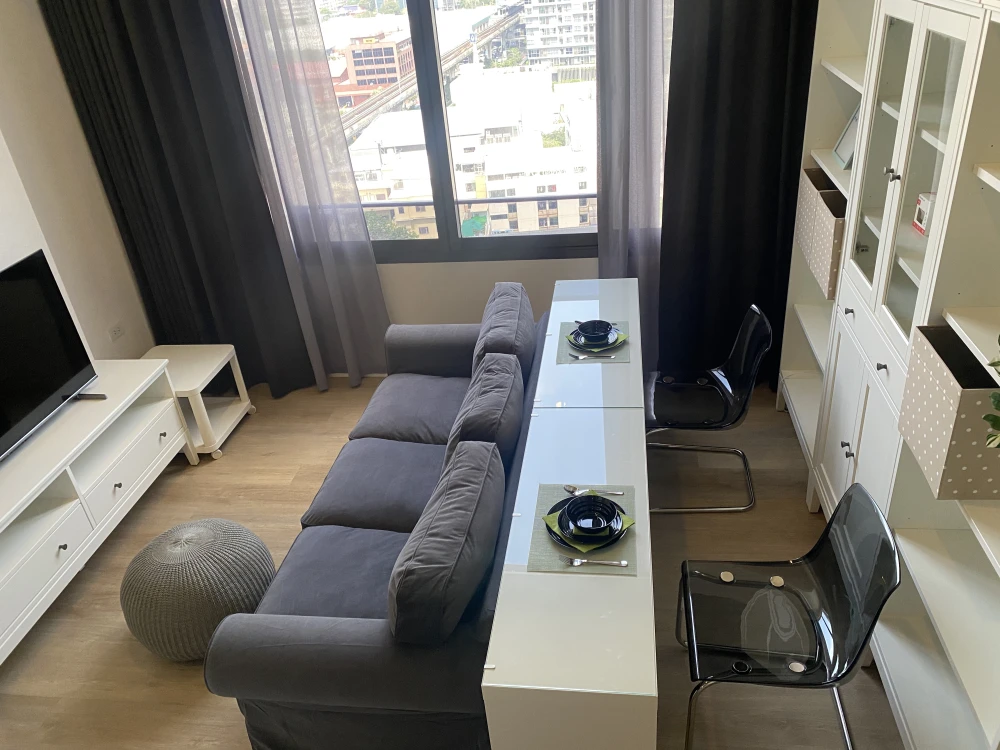 Condo for sale, rent, Siamese Sukhumvit 87, Duplex room, ready to move in. Fully furnished as shown in the picture. Reserve now.