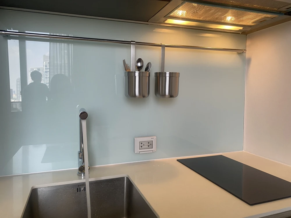 Condo for sale, rent, Siamese Sukhumvit 87, Duplex room, ready to move in. Fully furnished as shown in the picture. Reserve now.