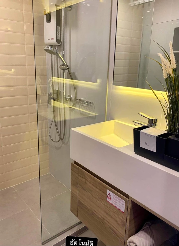 Condo for sale, rent, Siamese Sukhumvit 87, Duplex room, ready to move in. Fully furnished as shown in the picture. Reserve now.