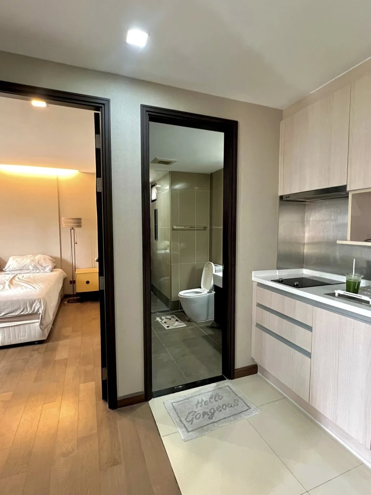 Condo for sale or rent, Tidy Thonglor, corner room with privacy. facing south with fully furnished