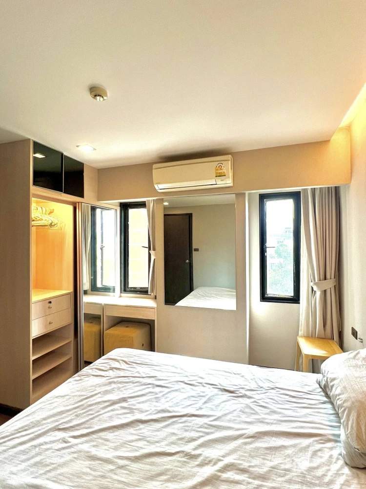 Condo for sale or rent, Tidy Thonglor, corner room with privacy. facing south with fully furnished