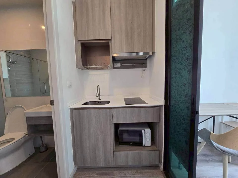 Condo for rent or sale, Knightsbridge Collage, Ramkhamhaeng, south, high floor, definitely not blocking the view. Fully furnished, ready