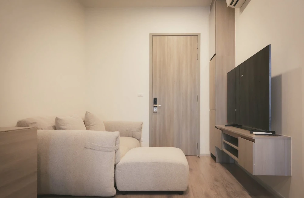 For Sale/Rent!! Knightsbridge Prime Ratchayothin Condo, 1st floor, fully furnished, ready to move in! Reserve now!!