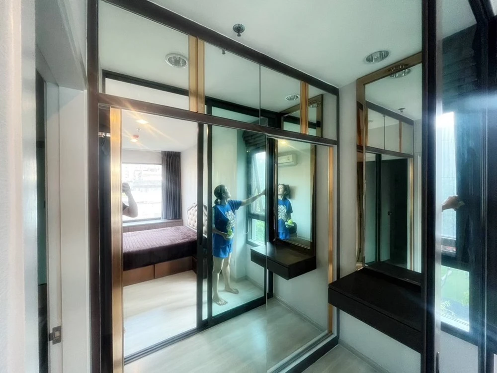 For sale, for rent!! Life Pinklao Condo, 4th floor (corner room), fully furnished, ready to move in with your bags, book now!!