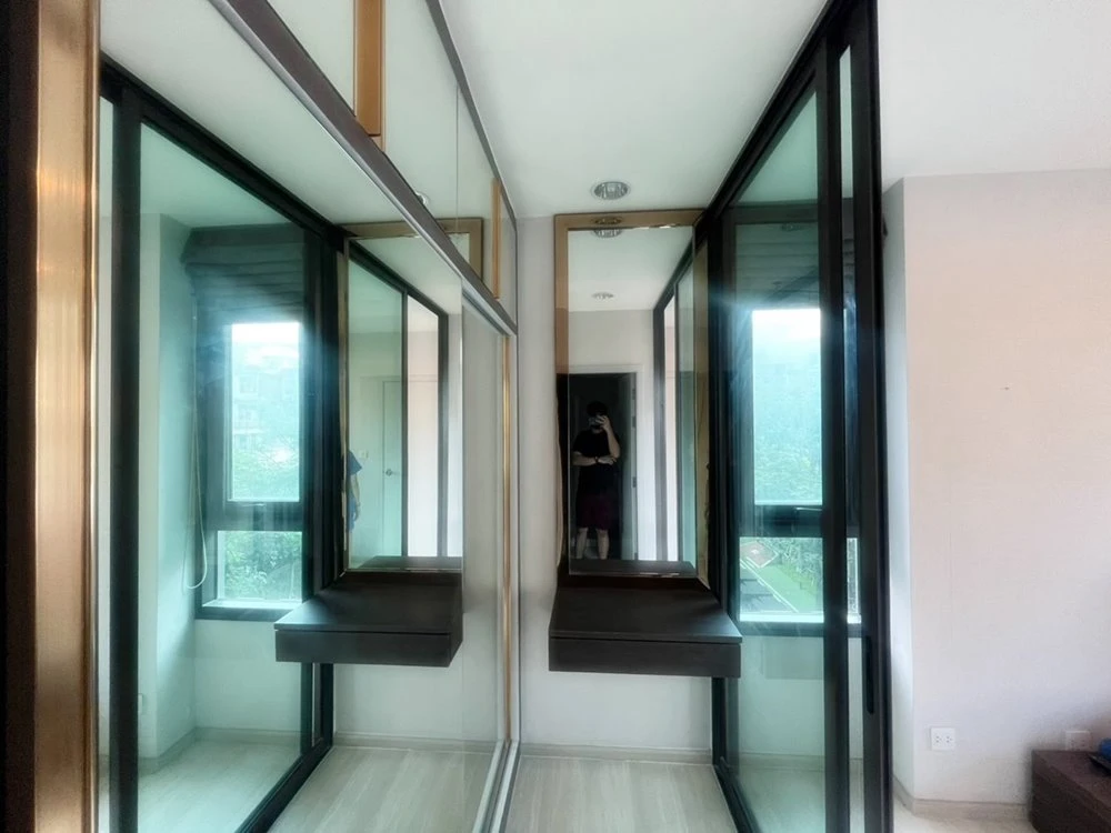 For sale, for rent!! Life Pinklao Condo, 4th floor (corner room), fully furnished, ready to move in with your bags, book now!!