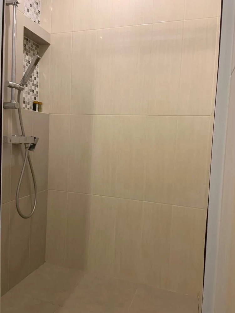 Sell for rent!! Condo Life Ratchadapisek, 11th floor, the room is divided into proportions. Nice leather sofa. Hurry up to reserve now!!