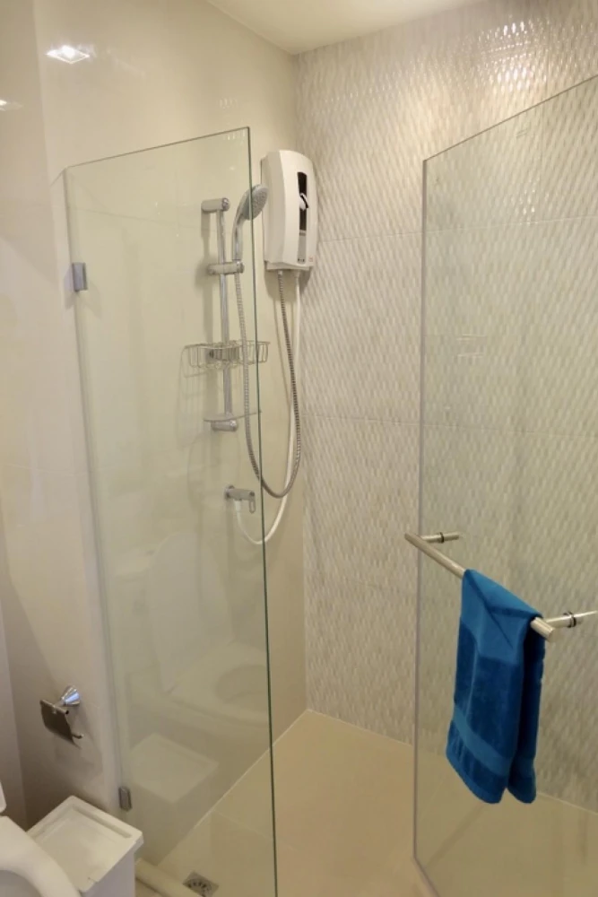 For sale, for rent!! Life Sukhumvit 48 condo, 24th floor, S building, city view, fully furnished, great location, don't miss it!!