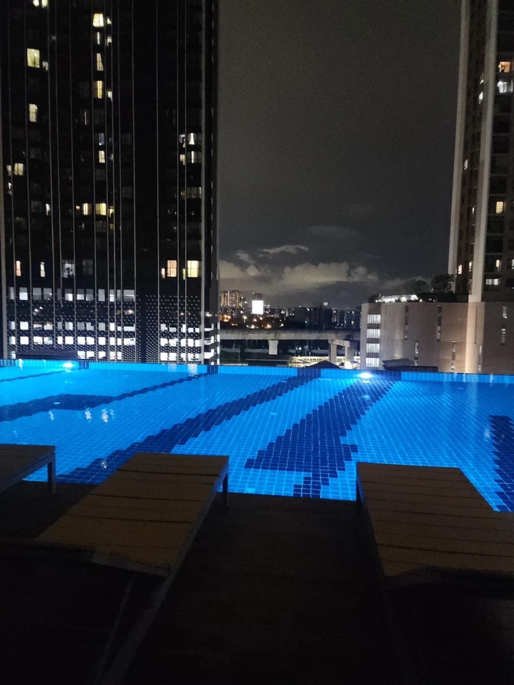 For sale, for rent!! Condo Life Sukhumvit 48, 4th floor, beautiful room, swimming pool view, ready to move in, full facilities, hurry to book!!