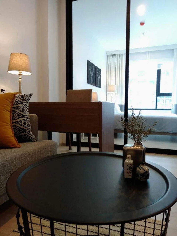 Condo for rent! Life Asoke, 25th floor, swimming pool view, beautiful room, fully furnished, ready to move in! Reserve now!!