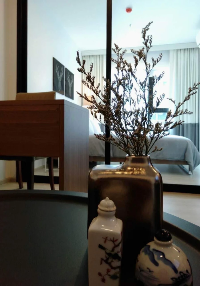Condo for rent! Life Asoke, 25th floor, swimming pool view, beautiful room, fully furnished, ready to move in! Reserve now!!