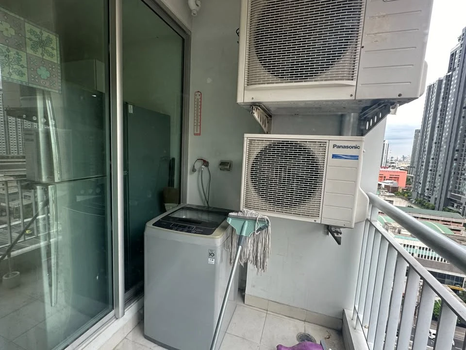 For sale, for rent, Life @ BTS Tha Phra Condo, 2 bedrooms, 2 bathrooms, ready to move in, reasonable price, don't miss it!!