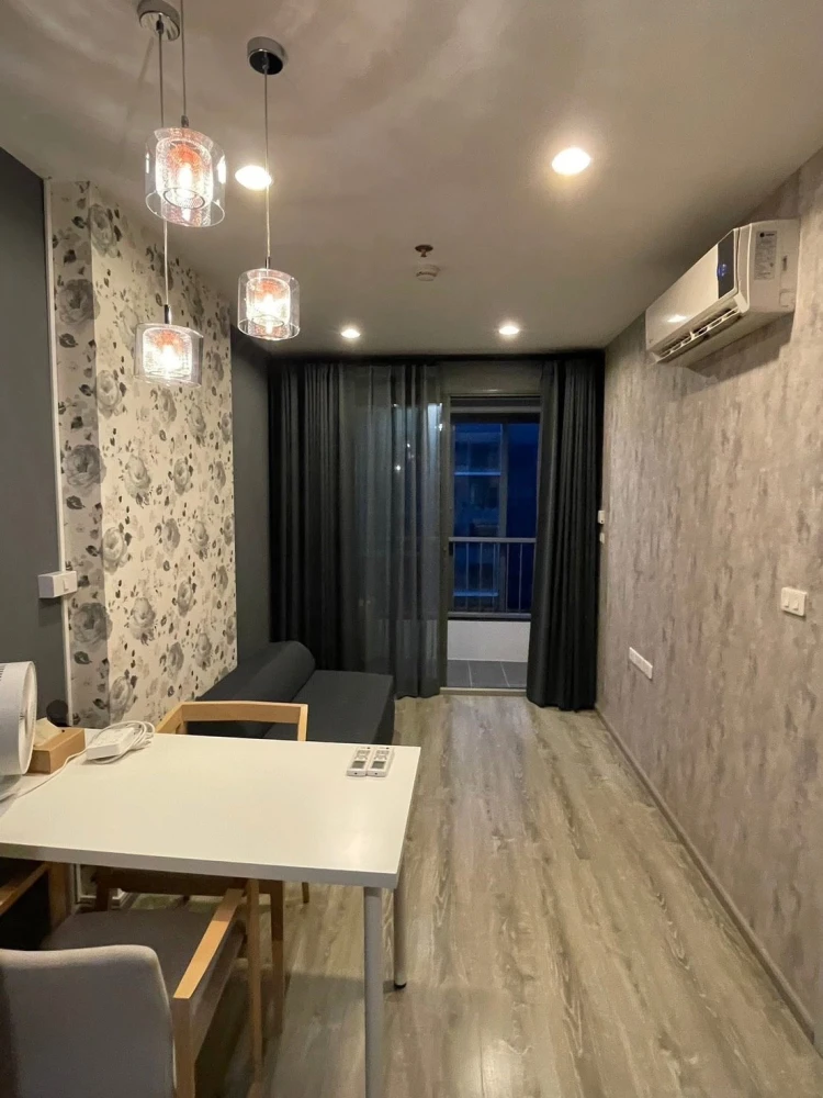 For sale or rent!! Condo Ideo Mobi Charan-Interchange, 21st floor, beautiful room, fully furnished, ready to move in immediately. Reserve now!!