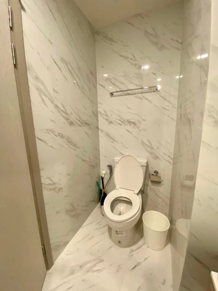 For sale or rent!! Condo Ideo Mobi Sukhumvit Eastpoint, 12th floor, Building B, beautiful room, fully furnished, ready to move in. Don't miss out!!