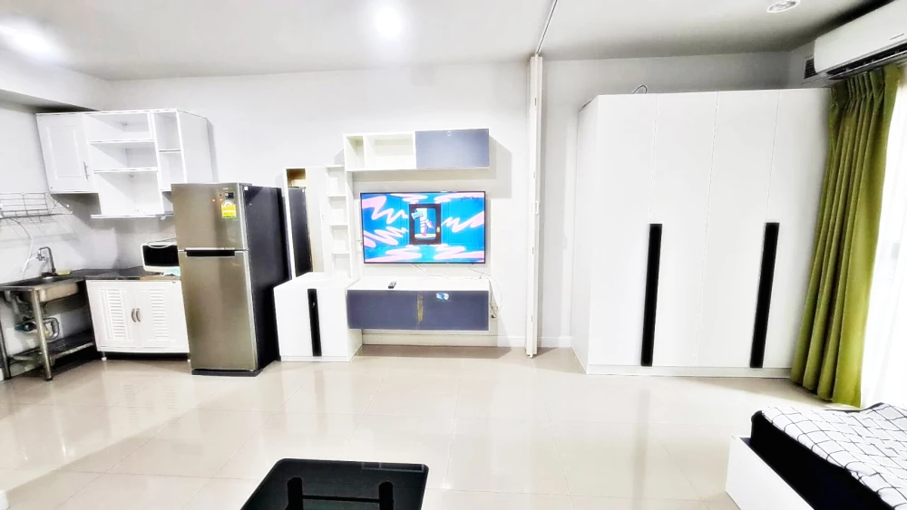 For sale or rent!! Iris Avenue On Nut - Wongwaen Condo, 5th floor, garden view, beautiful room, fully furnished, ready to move in. Reserve now!!