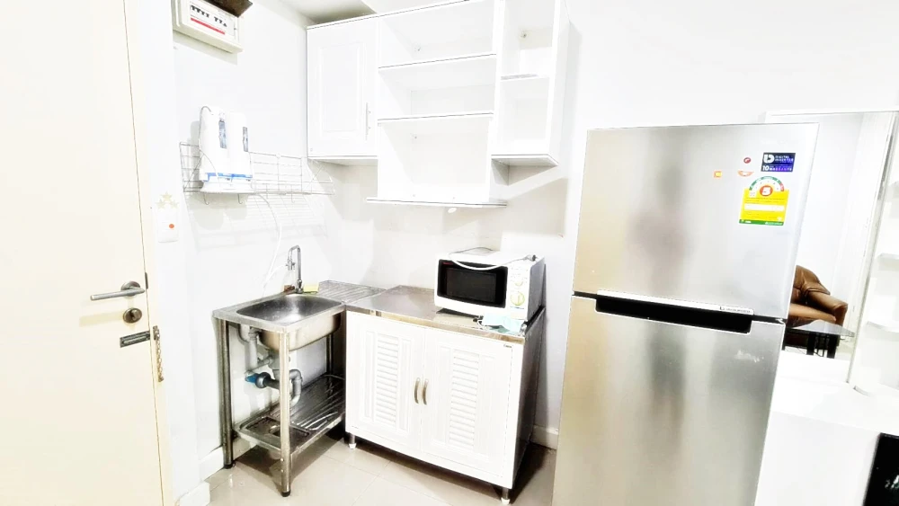 For sale or rent!! Iris Avenue On Nut - Wongwaen Condo, 5th floor, garden view, beautiful room, fully furnished, ready to move in. Reserve now!!