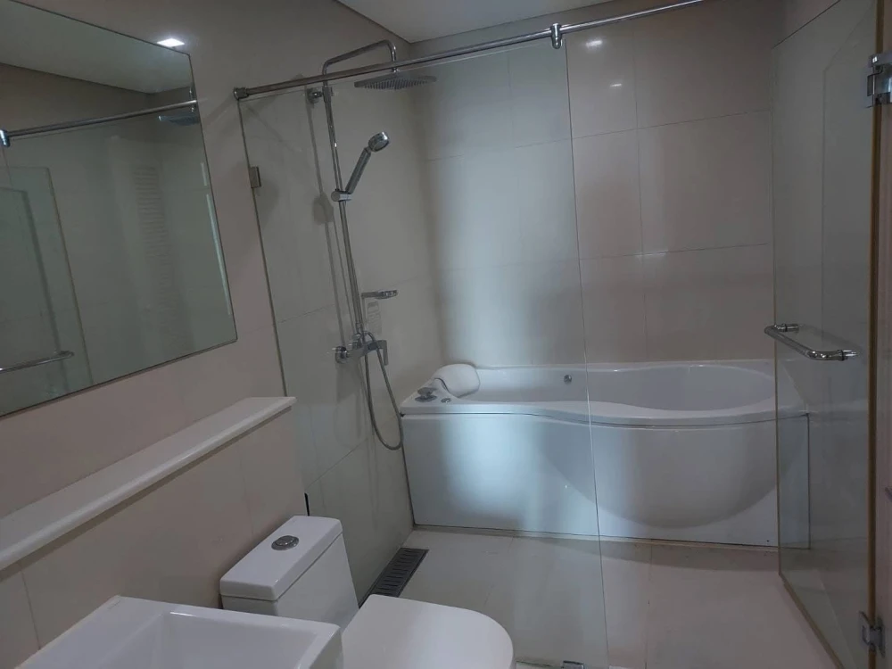 For sale/rent: Ivy Thonglor Condo, high floor, north facing, fully furnished, don't miss out!