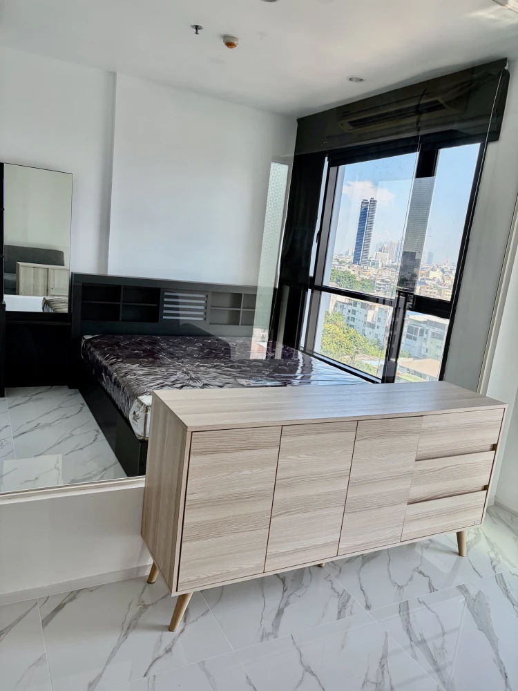 For sale or rent: Condo near BTS, highly recommended! Fuse Sathorn-Taksin. Comfortable and spacious rooms with high-quality marble flooring. Don't mis