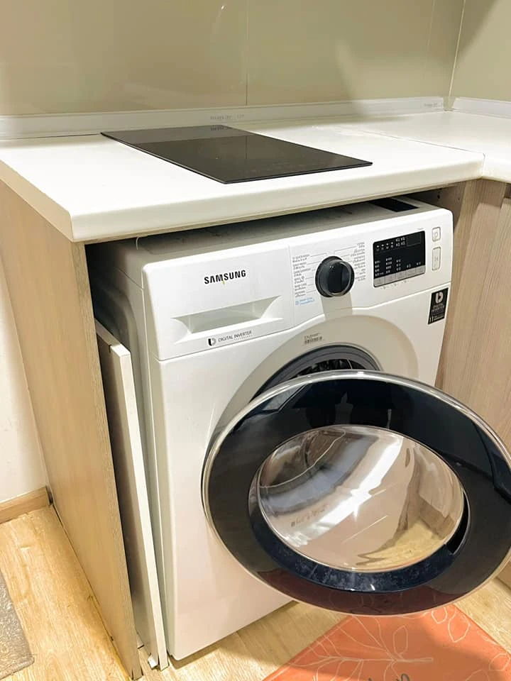 Sale, rent, luxury condo Elio Del-Moss, fully furnished room Furnished + electrical appliances ready, good price, book now.