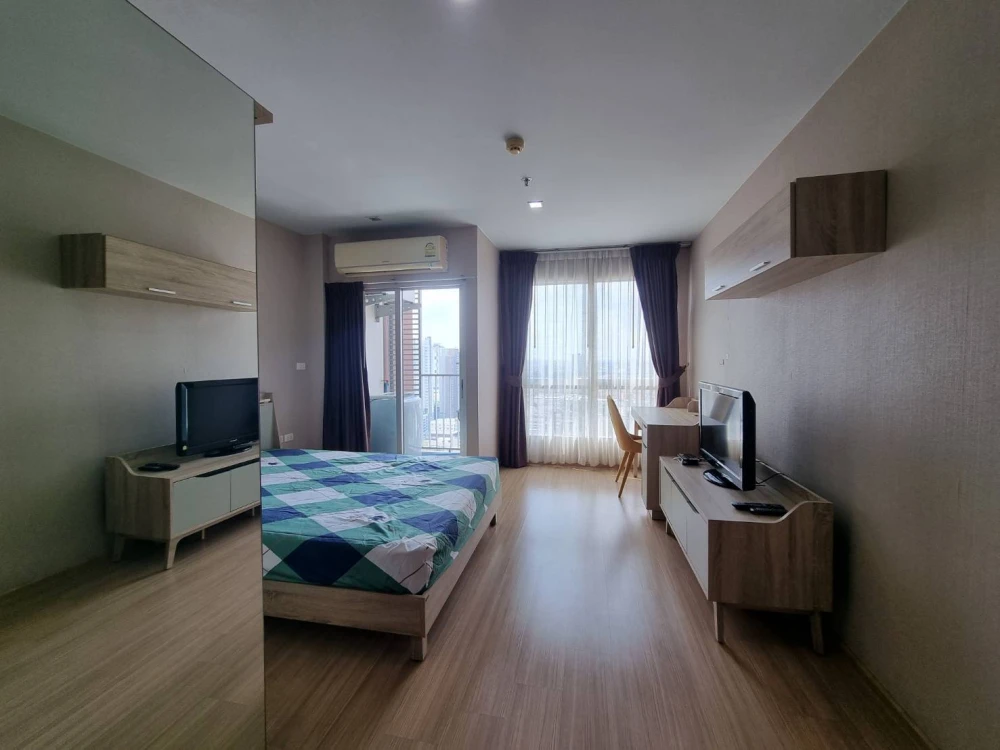 For sale or rent: Casa Ratchada-Ratchaphruek, studio room, high floor, beautiful view, good ventilation, quiet and private. Great value. Book now!