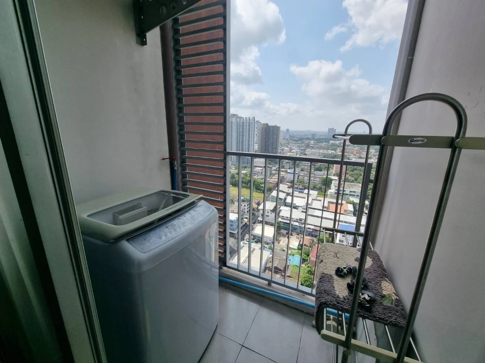 For sale or rent: Casa Ratchada-Ratchaphruek, studio room, high floor, beautiful view, good ventilation, quiet and private. Great value. Book now!