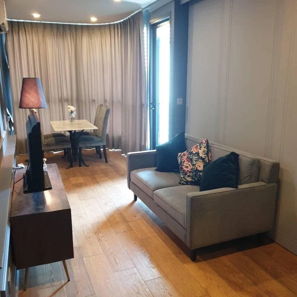 For sale, for rent, Q Chidlom-Phetchaburi, corner room, beautiful, good location, don't miss it!