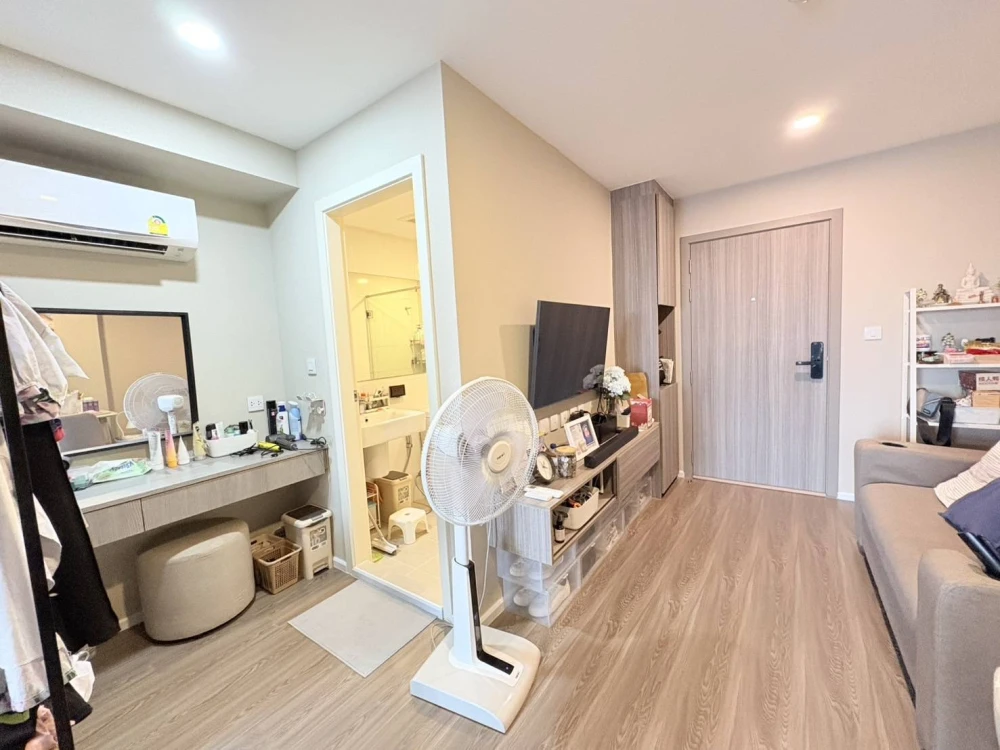 For sale, for rent, The Origin Phahonyothin - Saphan Mai, beautiful view, good breeze, no buildings blocking, swimming pool view, very good feng shui,