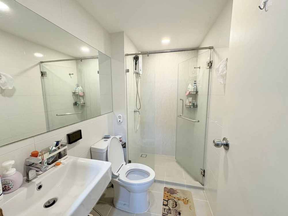 For sale, for rent, The Origin Phahonyothin - Saphan Mai, beautiful view, good breeze, no buildings blocking, swimming pool view, very good feng shui,