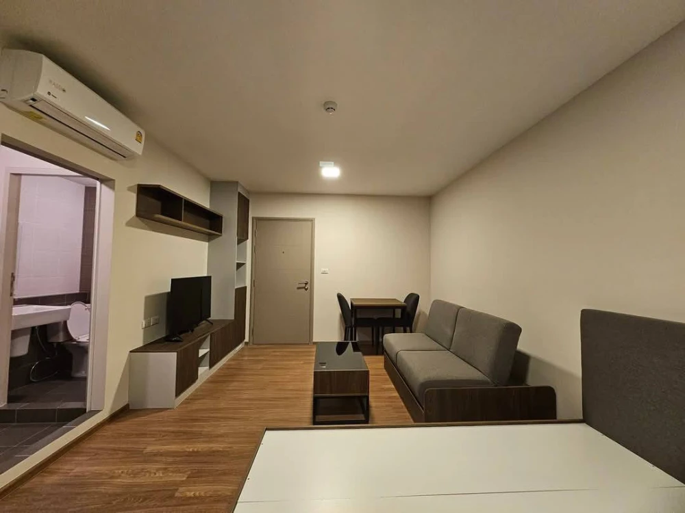 For sale, for rent, D Condo Thar Charan, fully furnished and full electrical appliances. Don't miss it.