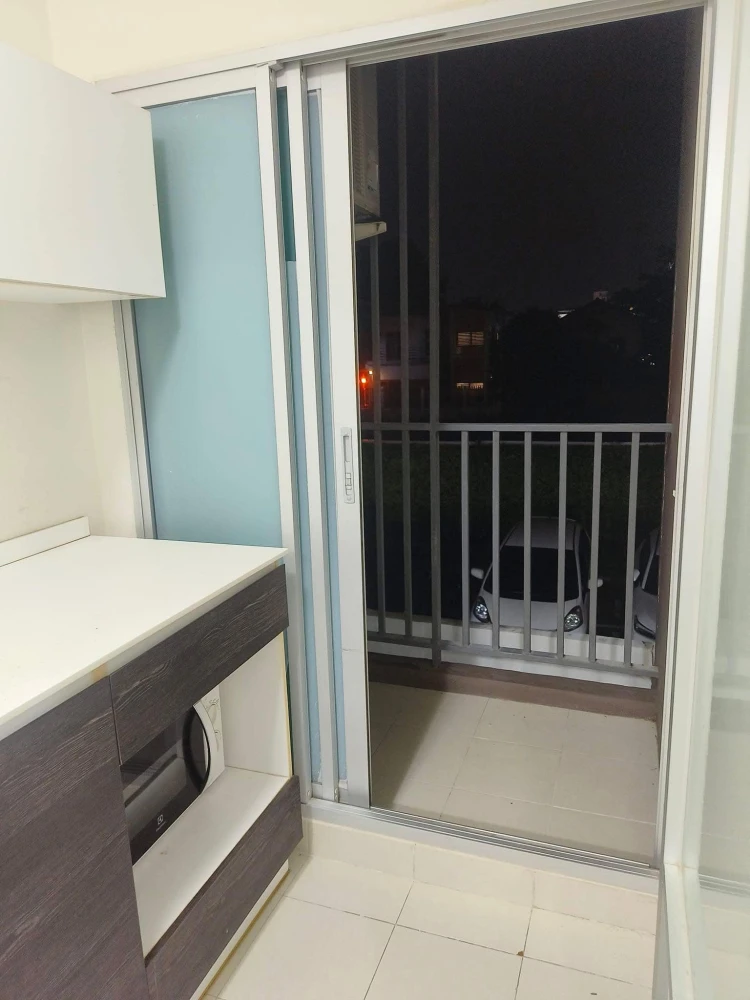 For sale or rent: D Condo Campus Resort Bangsaen, 1 bedroom, 1 bathroom, good location, convenient transportation, fully furnished, reserve now!