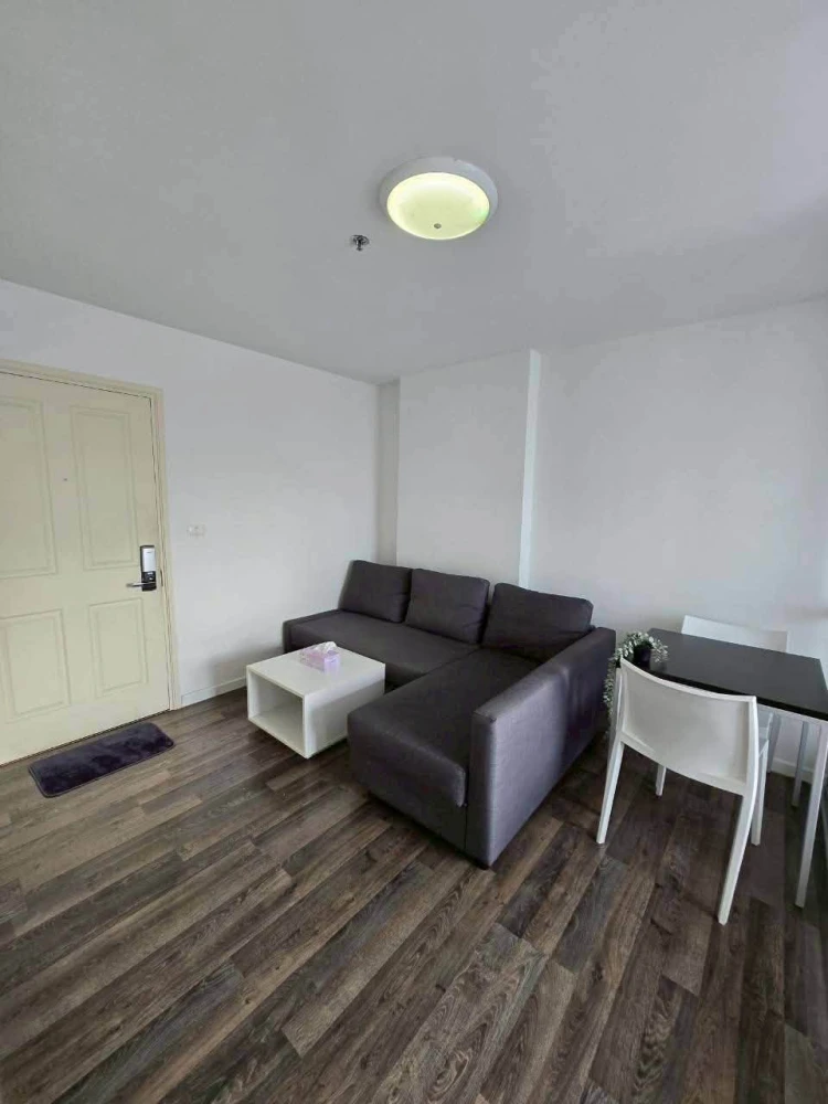 For sale or rent: Debura Prannok, Building B, 8th floor. Fully furnished. Great location. Ready to move in!