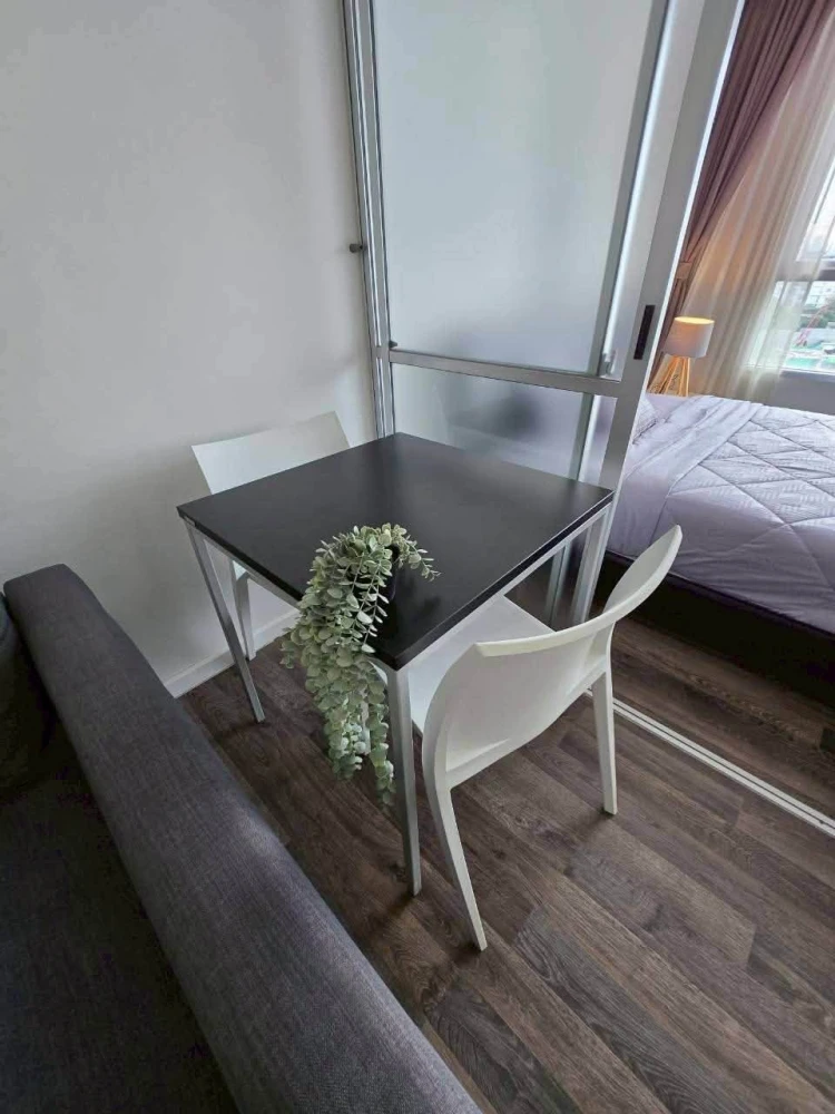 For sale or rent: Debura Prannok, Building B, 8th floor. Fully furnished. Great location. Ready to move in!