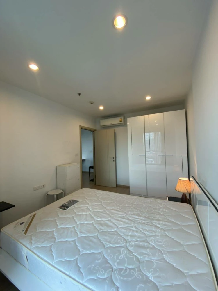 Sell, rent, urgent!! Condo The Base Rama 9 - Ramkhamhaeng, pool view, corner room, good location, book now!!