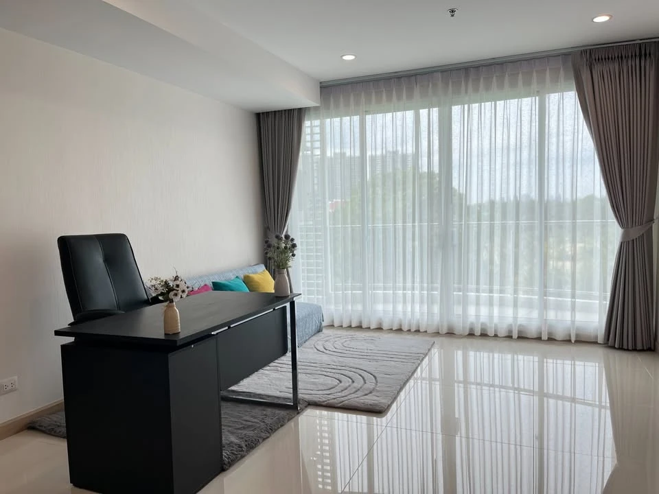 Urgent sale or rent, Supalai Riva Grand Rama 3, 4th floor area, get a river view for you to reserve quickly.