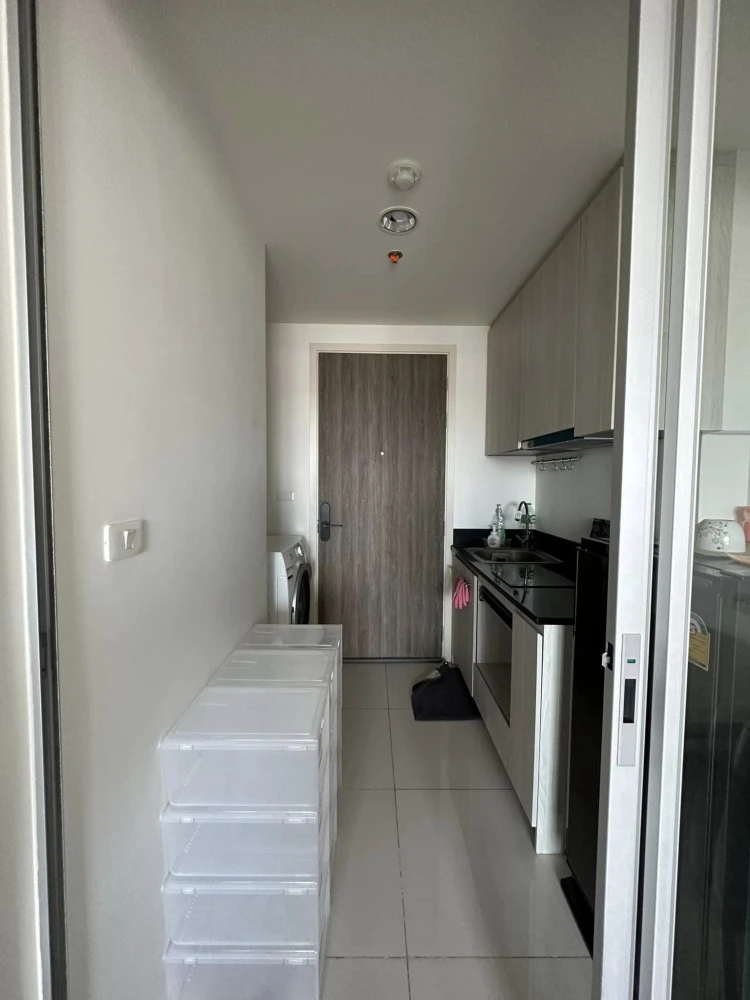 For sale, for rent, Niche Mono Sukhumvit-Puchao. Spacious room There is usable space. The price is not expensive. If interested, hurry and reserve it