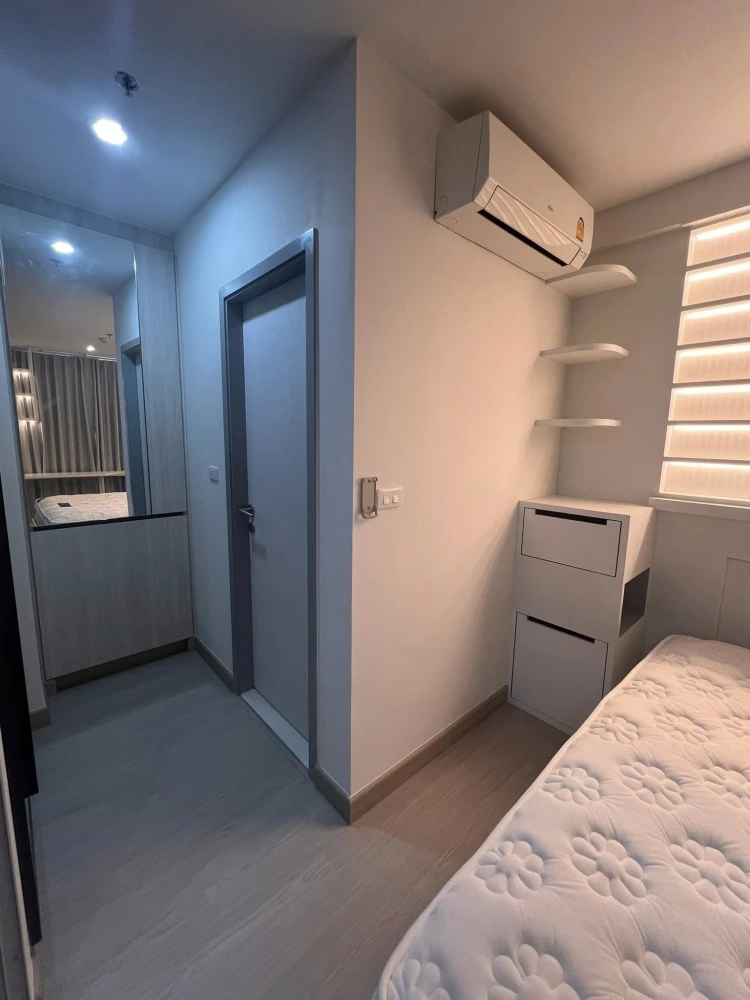 For sale or rent: Nich Mono Chaengwattana. Nicely decorated unit, convenient and fully furnished. Just bring your suitcase and move in! You won't want