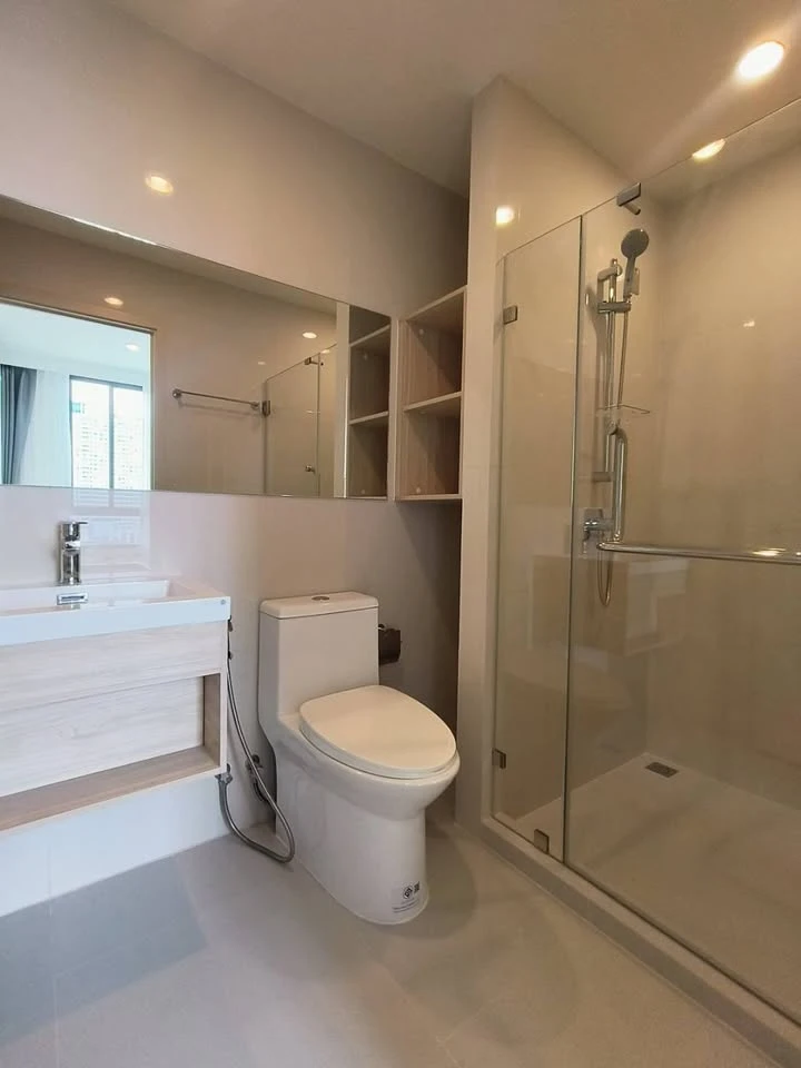 For sale or rent: New Noble Ratchada-Ladprao, 8th floor, fully furnished. Don't miss out!