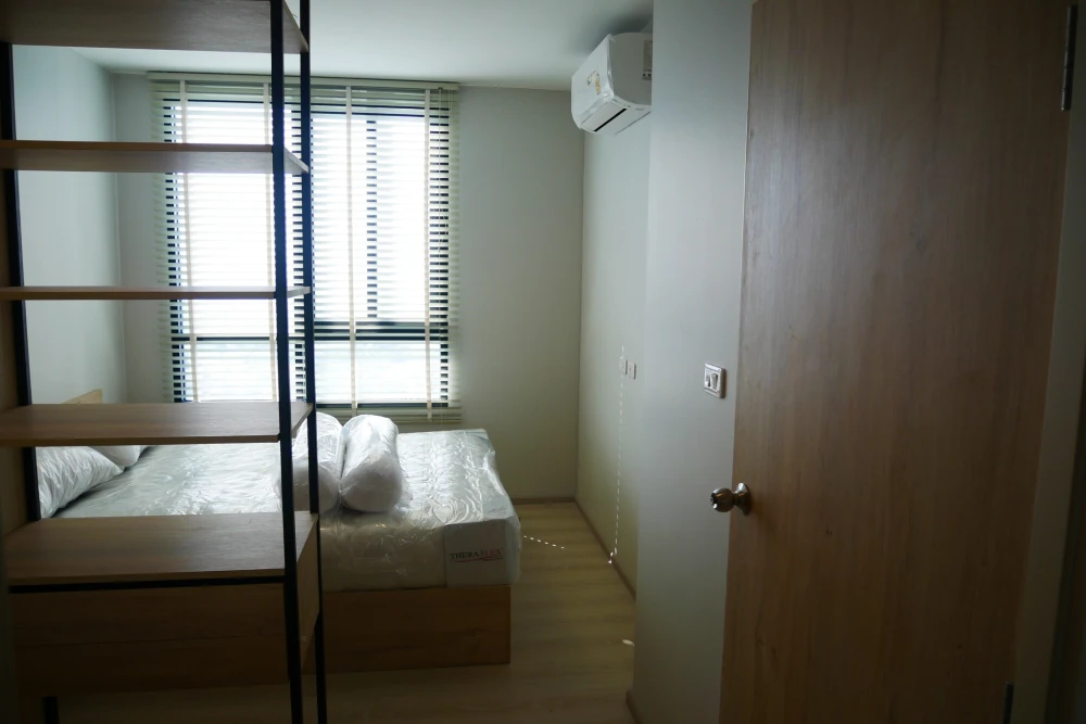 For rent or sale: New Noble Srinakarin - Lasalle, corner room, comes with complete facilities, hurry to reserve.