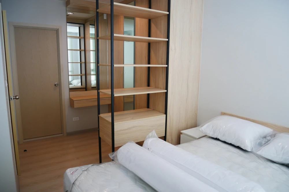 For rent or sale: New Noble Srinakarin - Lasalle, corner room, comes with complete facilities, hurry to reserve.