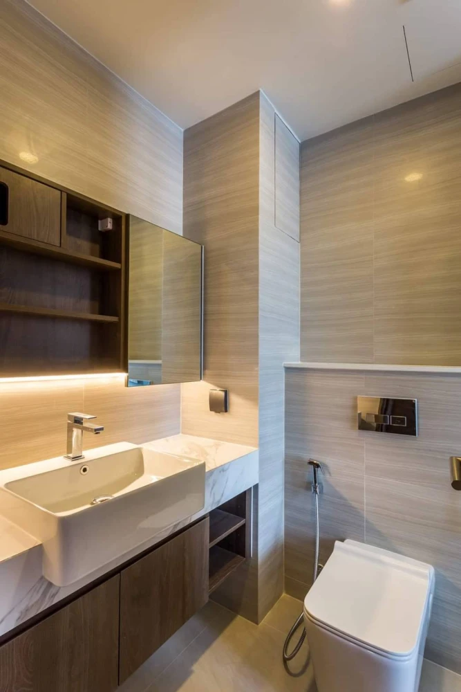 For sale or rent: Park Origin Thonglor, very large unit on the top floor, fully furnished with high-quality furnishings. Don't miss this opportunity!
