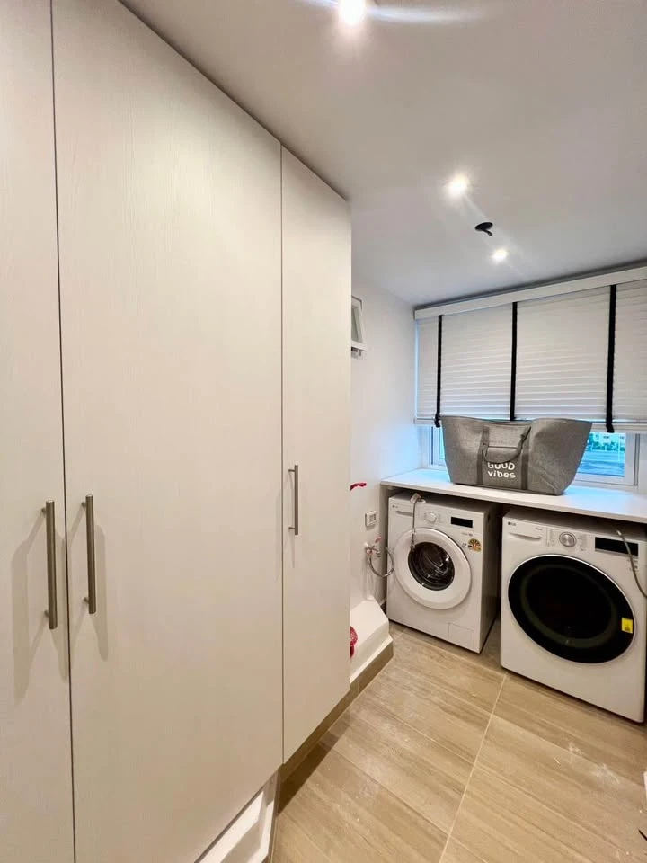 For sale or rent: Fortune Condo Town, city view, 2 bedrooms, 2 bathrooms, fully furnished, fully decorated + appliances as shown in the picture.