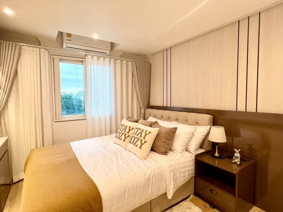 For sale or rent: Fortune Condo Town, city view, 2 bedrooms, 2 bathrooms, fully furnished, fully decorated + appliances as shown in the picture.