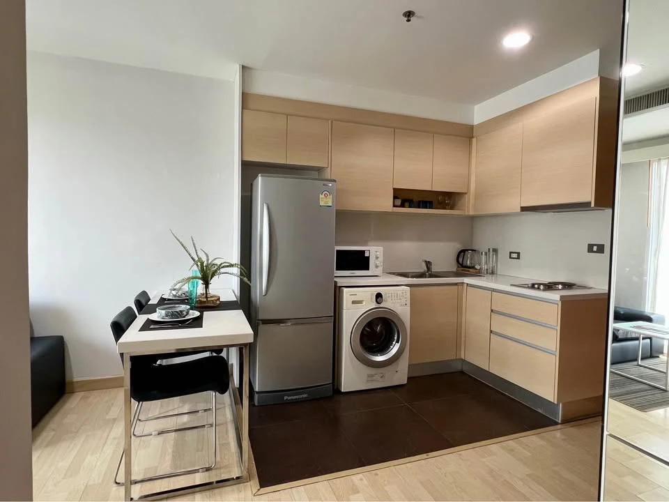 Sell for rent!! Fifty Nine Heritage Sukhumvit 59, near many community malls, easy to travel, close to the BTS, book now!!