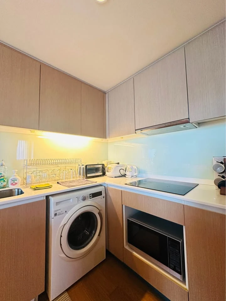 For sale, for rent, Marina Bayfront Sriracha, sea view, corner room, luxuriously decorated, ready to move in immediately
