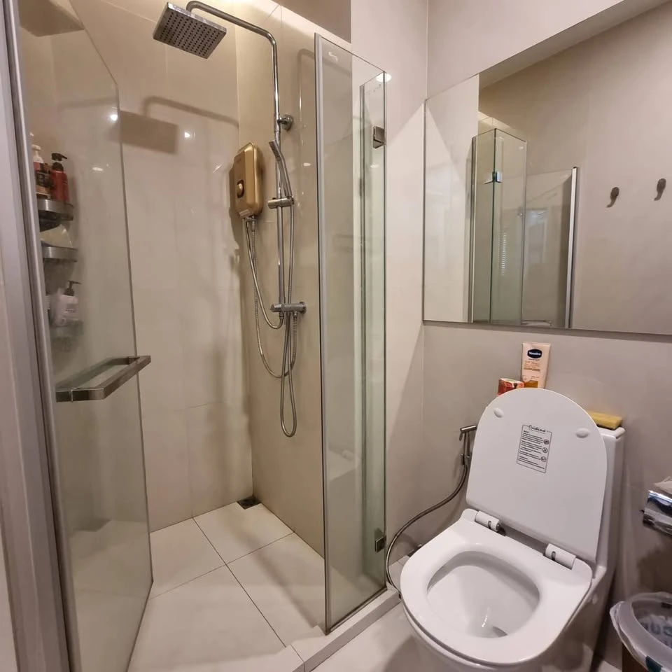 For sale, for rent, Miti Chiva Kaset Station, Fully Furnished, decorated in Japanese style, has tatami room, storage cabinet, lots of shelves, suitabl