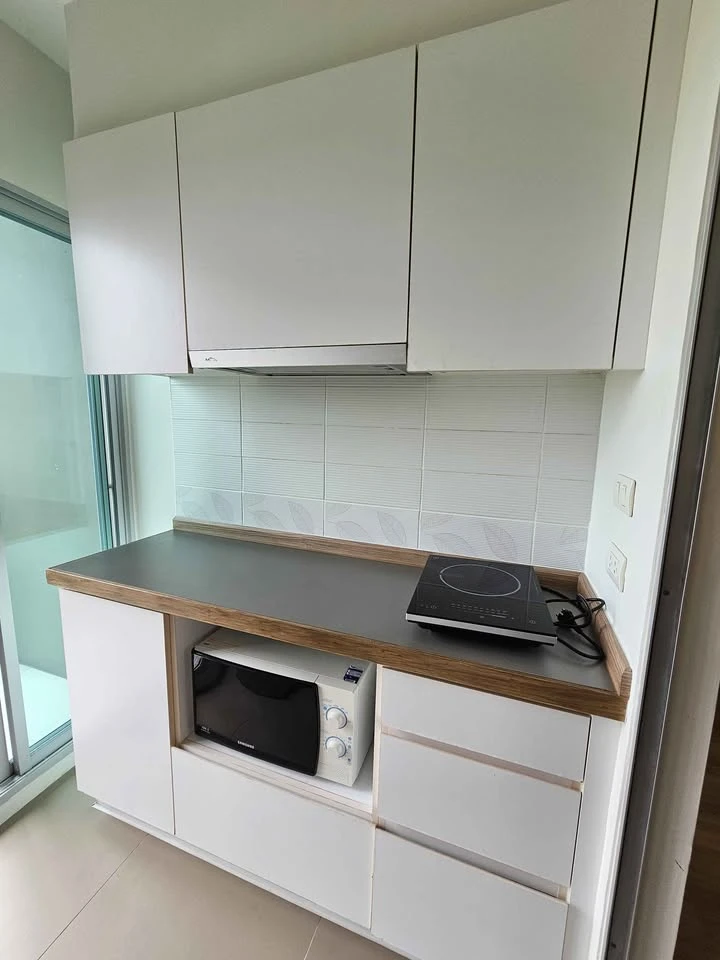 For sale, for rent, U Delight @ Hua Mak Station, fully furnished, complete with electrical appliances, just come and move in.
