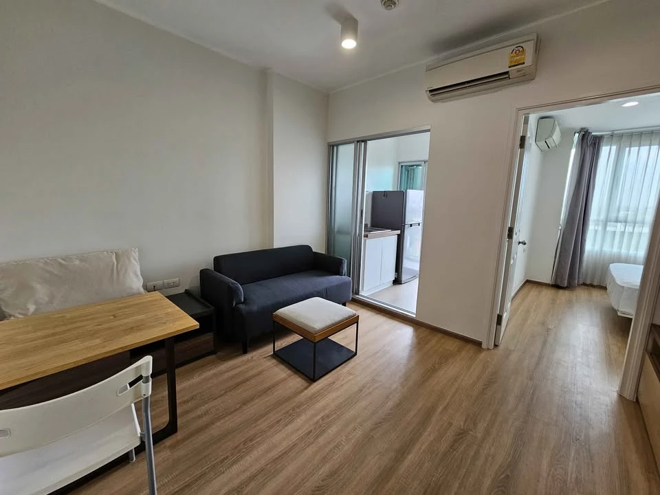For sale, for rent, U Delight @ Hua Mak Station, fully furnished, complete with electrical appliances, just come and move in.