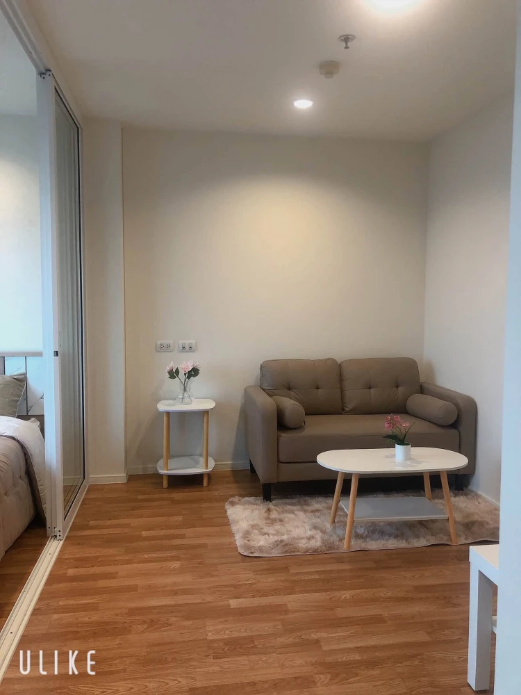 For sale or rent at Lumpini Park Phetkasem 98. The unit is partitioned into separate areas and comes fully furnished. Book now!