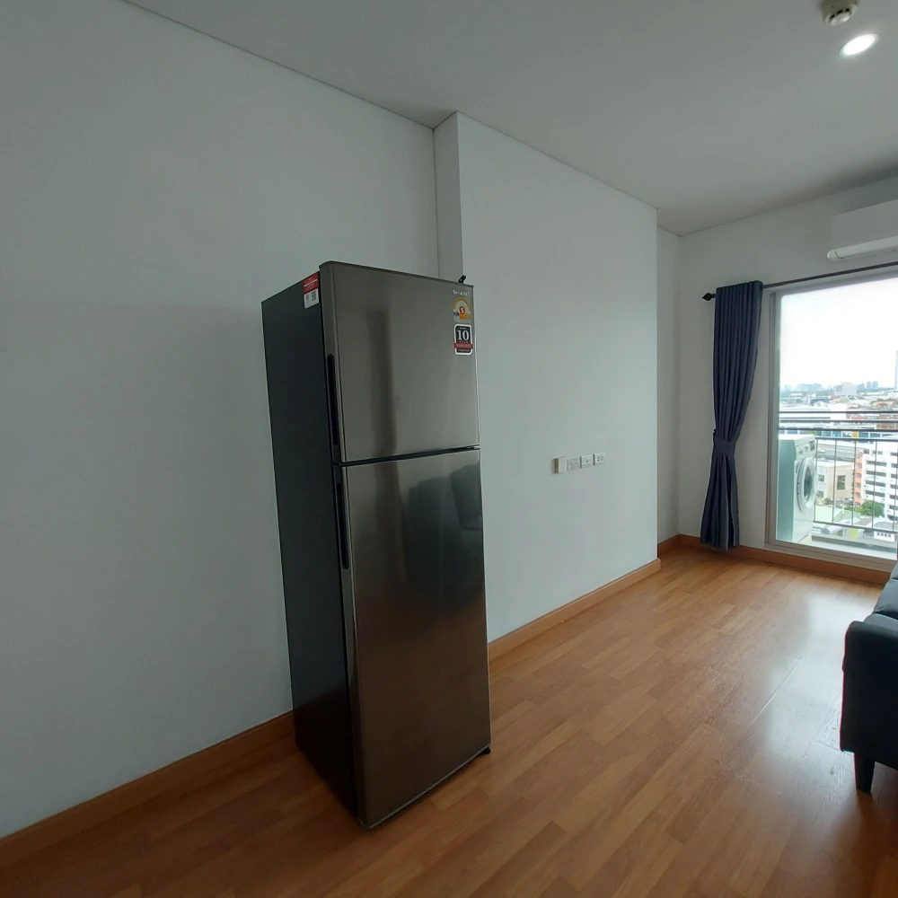 For sale, for rent, Lumpini Place Ratchada-Sathu, room size 28 sq m., 14th floor, clean room, spacious, very comfortable, hurry and book now.