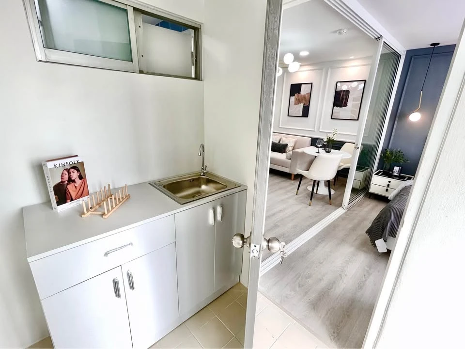 For sale, for rent, Lumpini Center Nawamin (Happyland Phase 5), very beautiful room, good view, very good price, including all props and electrical ap