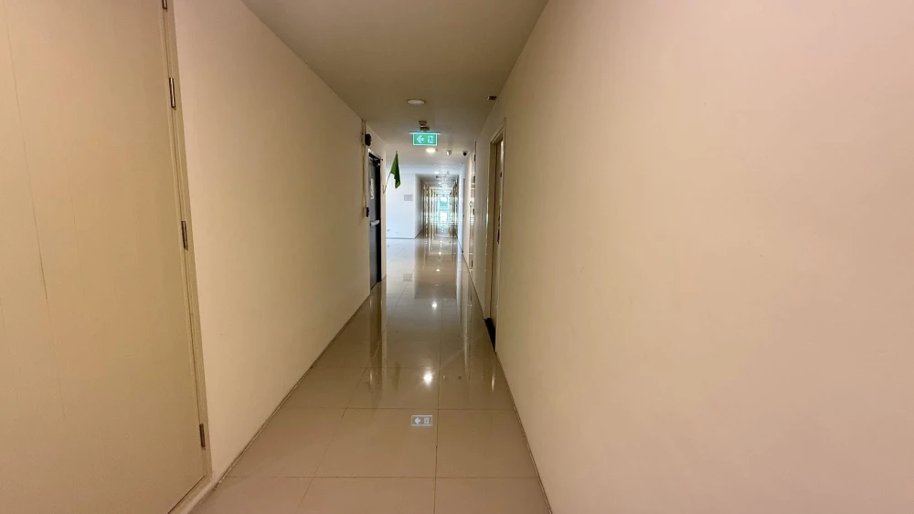 For sale or rent: Winn Thani, 5th floor, Building B, fully furnished, very good price. You'll regret it if you miss it.